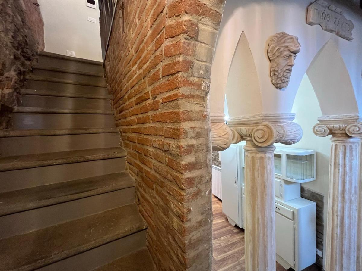 Cortona Suite - The House With Well And The Frescos Palace Exterior foto